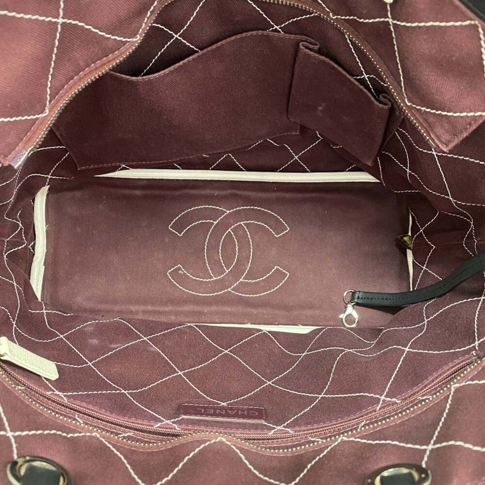 CHANEL Black Caviar Leather Tote Bag - Picture 4 of 10